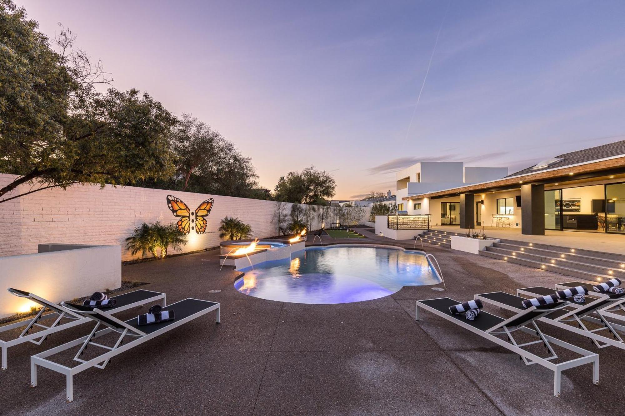 Luxury Micro-Resort, Theater, Sauna, Heated Pool Phoenix Ngoại thất bức ảnh